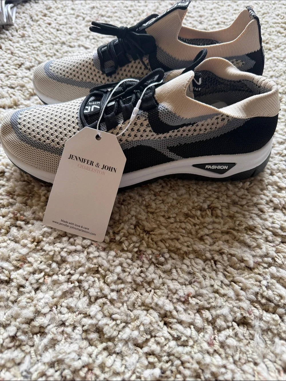 Womens Lightweight Knit Running Shoes - Beige & Black
